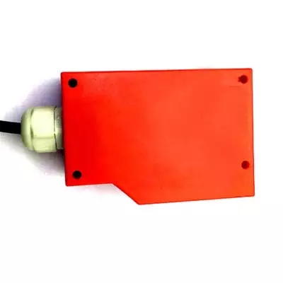 激光對(duì)射光電開關(guān)E3F-30L30C0NPN常開三線制導(dǎo)線1.5M